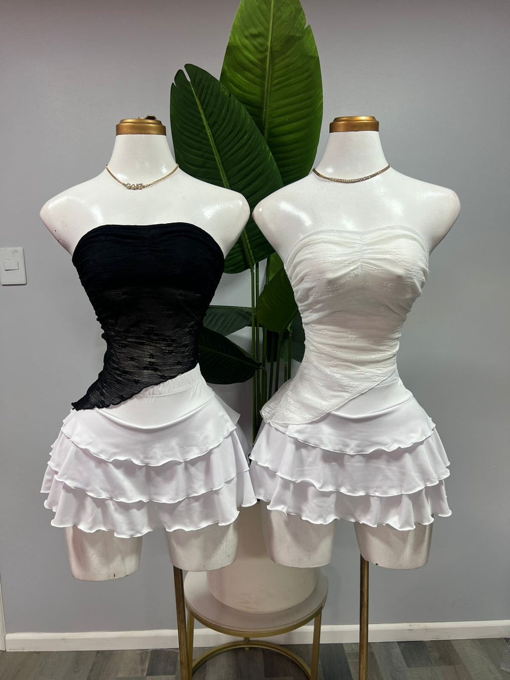 Top asimétrico con encaje